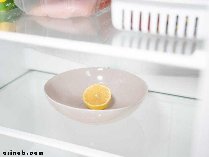 استفاده از لیمو برای از بین بردن بوی بد یخچال